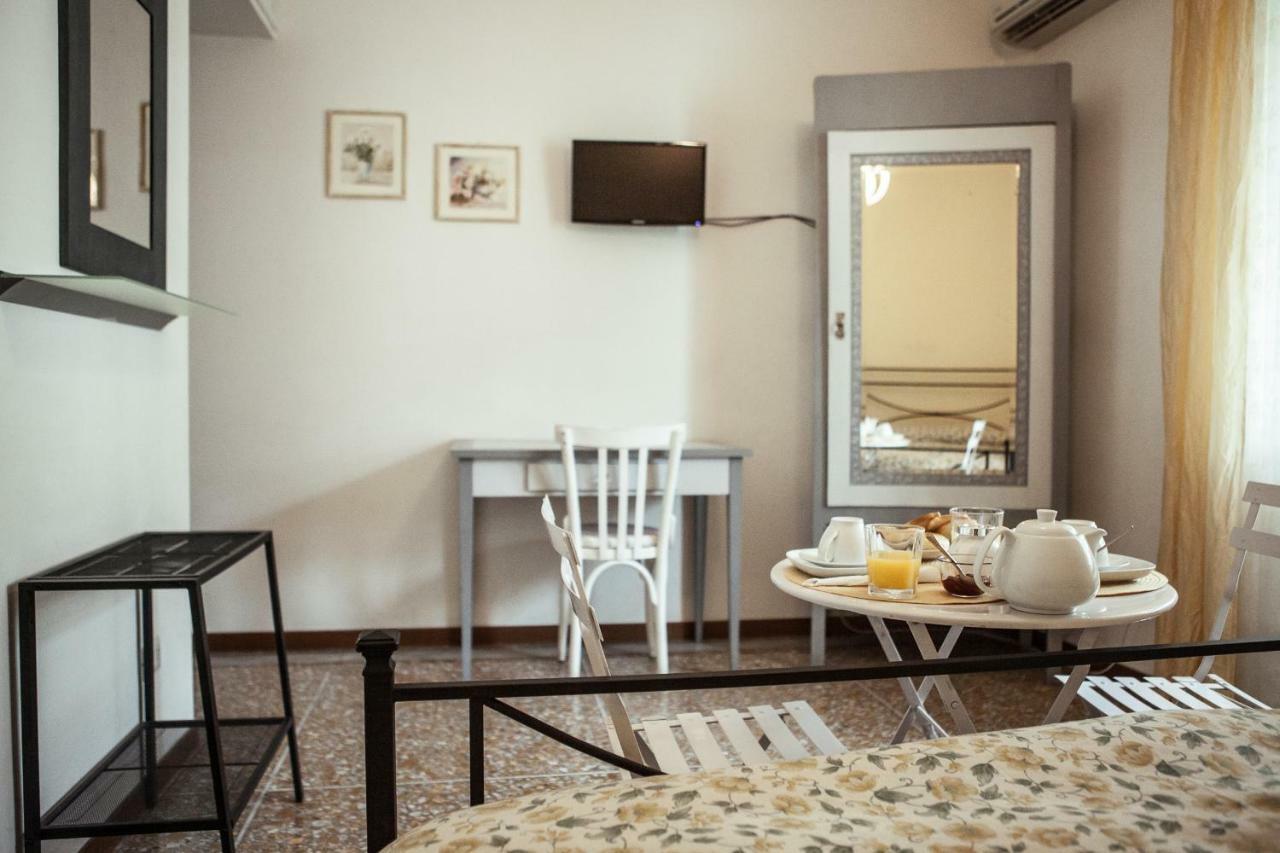 La Fabbrica di San Pietro B&B Roma Esterno foto